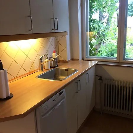 Close But Quiet Herlev