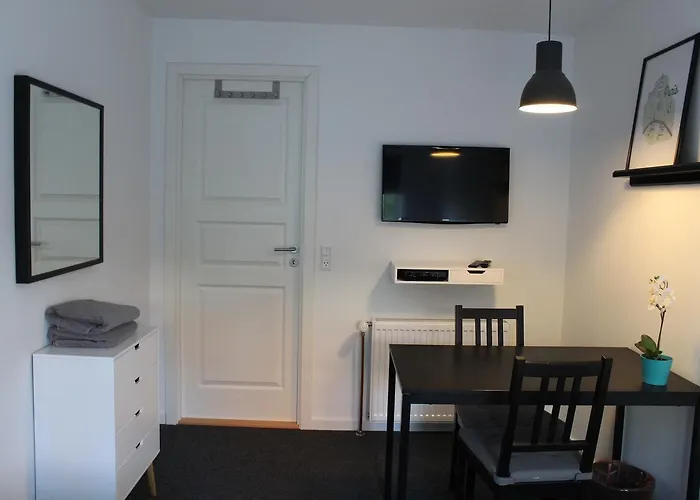 Close But Quiet Herlev